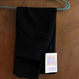 Solid Black Lularoe Cassie